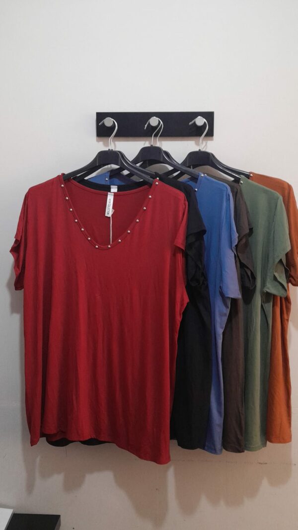 Camiseta Tachuelas